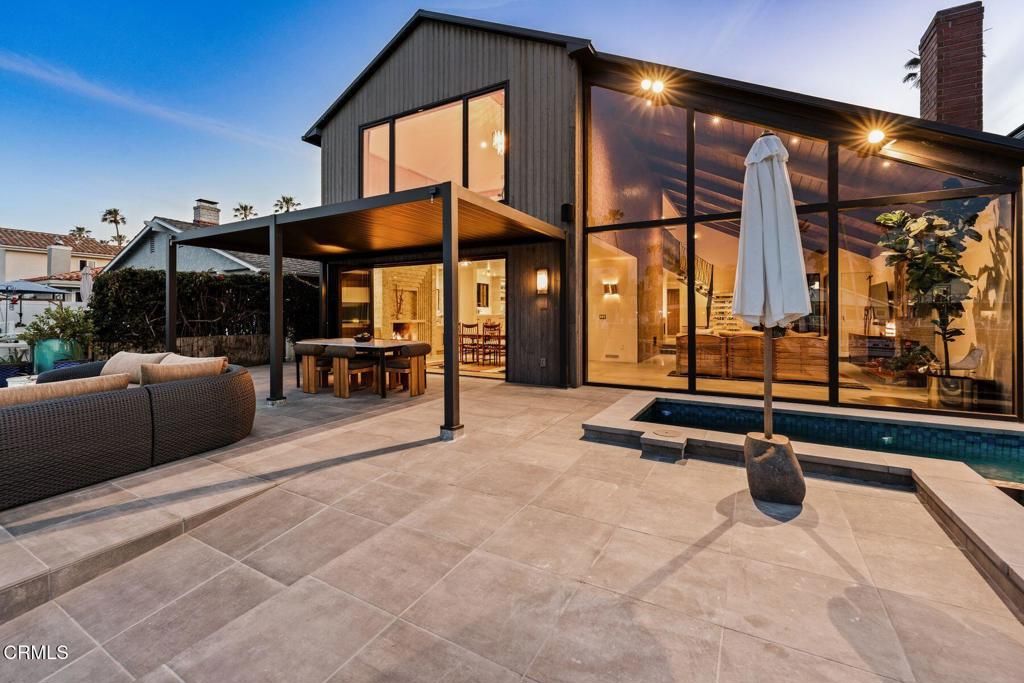 Image 63 of property listing at 2832 Sailor Avenue, Ventura, CA 93001