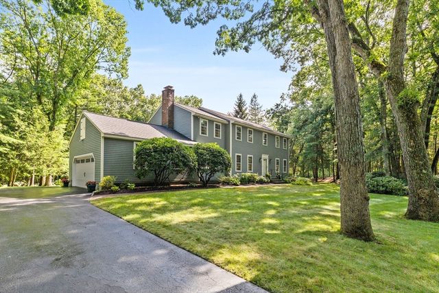 29 Smithshire Estates, Andover, MA 01810