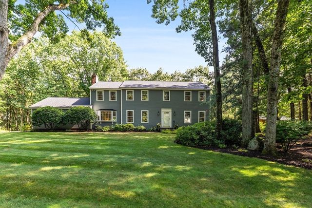 29 Smithshire Estates, Andover, MA 01810