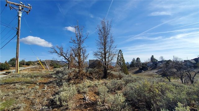 25041 Jacaranda Drive, Tehachapi, CA 93561