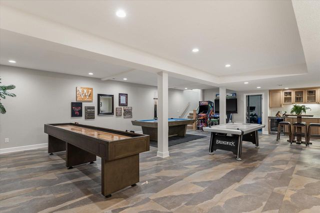 W279N8379 Hunter COURT, Hartland, WI 53029