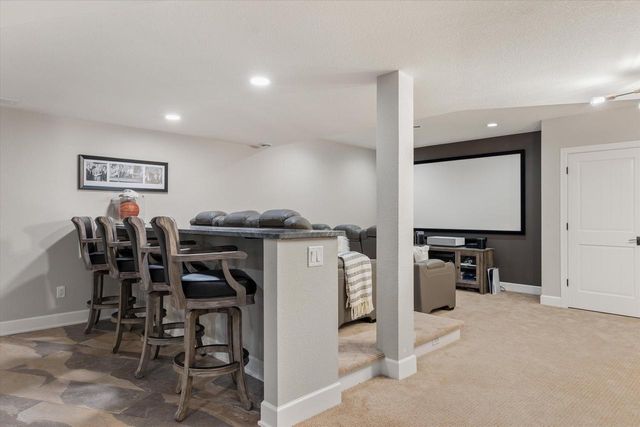 W279N8379 Hunter COURT, Hartland, WI 53029