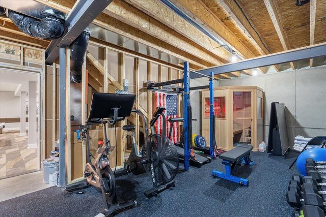 W279N8379 Hunter COURT, Hartland, WI 53029