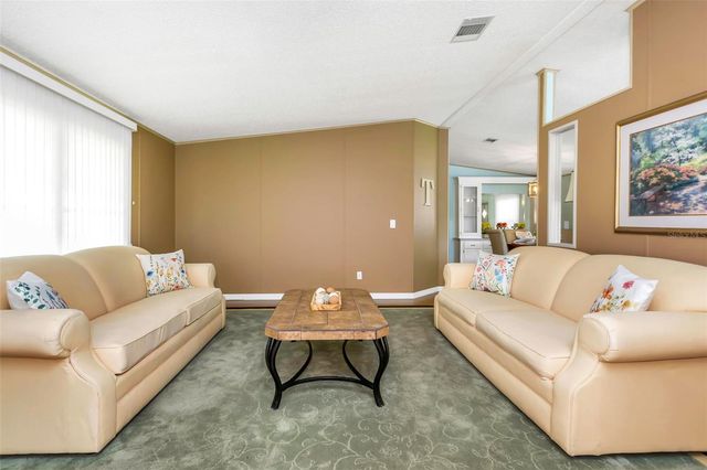 106 THATCH PALM STREET W, Largo, FL 33770