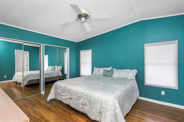 106 THATCH PALM STREET W, Largo, FL 33770