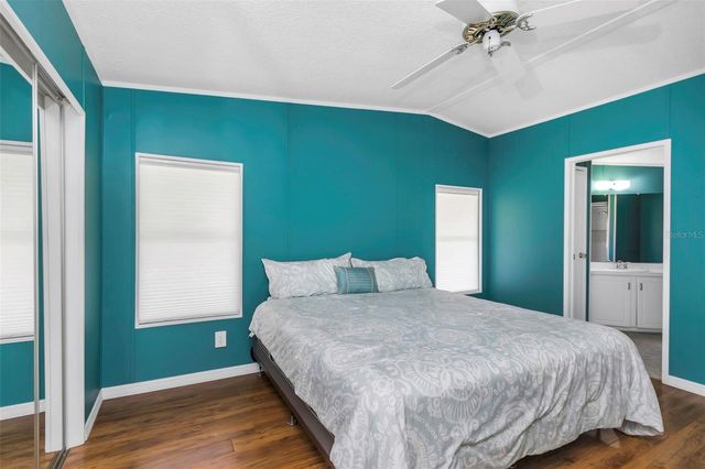 106 THATCH PALM STREET W, Largo, FL 33770