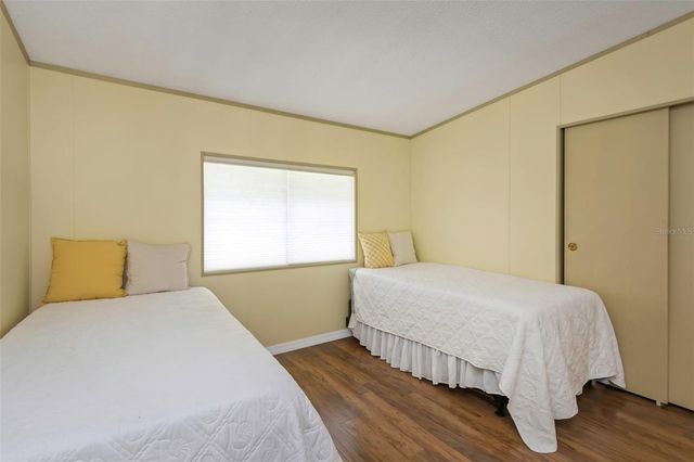 106 THATCH PALM STREET W, Largo, FL 33770