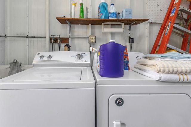 106 THATCH PALM STREET W, Largo, FL 33770