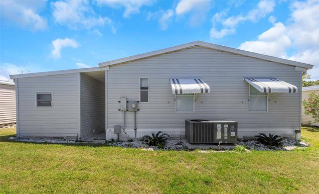 106 THATCH PALM STREET W, Largo, FL 33770