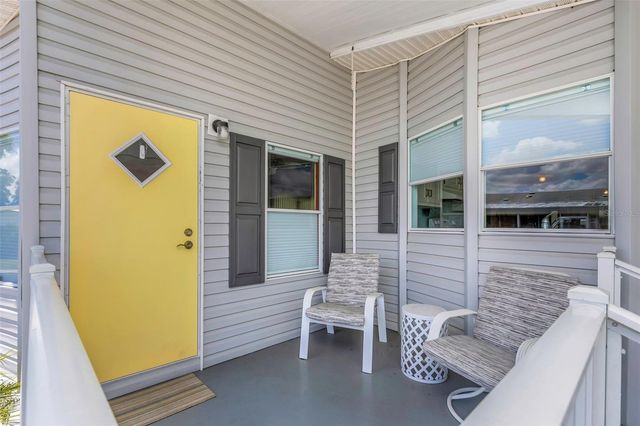 106 THATCH PALM STREET W, Largo, FL 33770