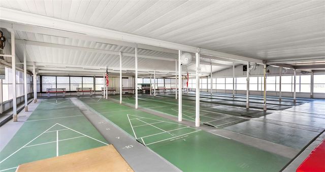 106 THATCH PALM STREET W, Largo, FL 33770