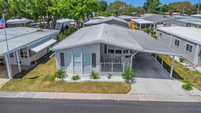 106 THATCH PALM STREET W, Largo, FL 33770