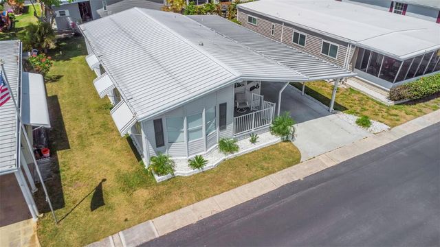 106 THATCH PALM STREET W, Largo, FL 33770