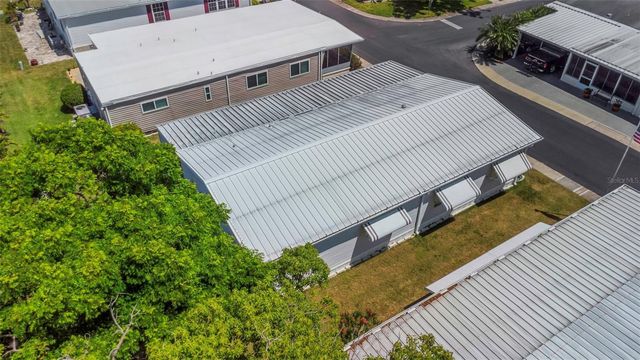 106 THATCH PALM STREET W, Largo, FL 33770