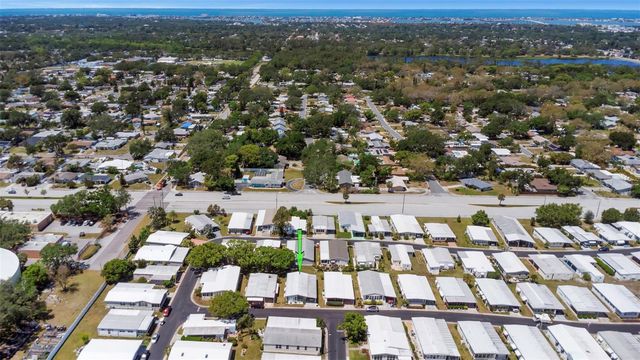 106 THATCH PALM STREET W, Largo, FL 33770