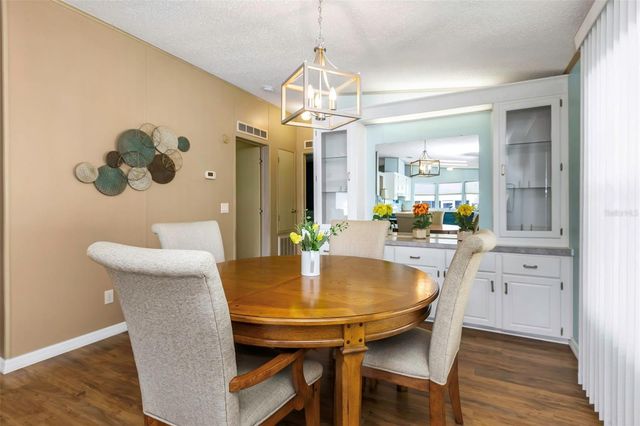 106 THATCH PALM STREET W, Largo, FL 33770