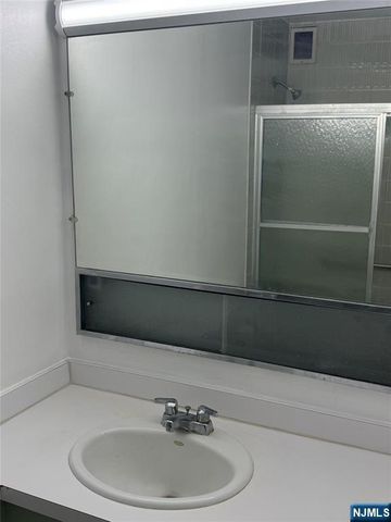 280 S Prospect Avenue 3N, Hackensack, NJ 07601