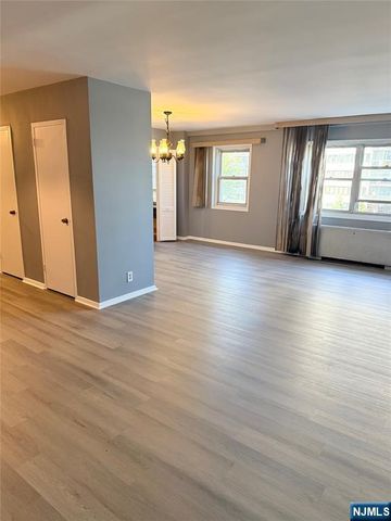 280 S Prospect Avenue 3N, Hackensack, NJ 07601