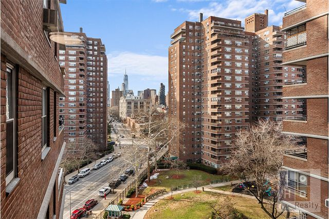473 Fdr Dr Apt 905, New York City, NY 10002