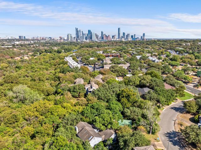 2629 Deerfoot TRL, Austin, TX 78704
