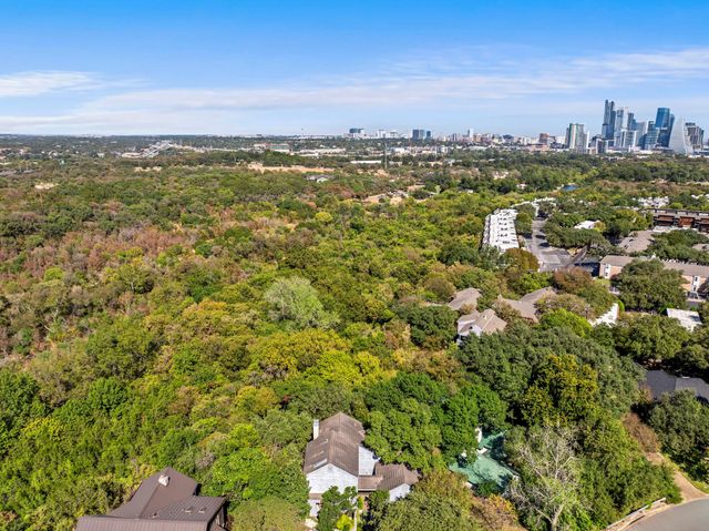 2629 Deerfoot TRL, Austin, TX 78704