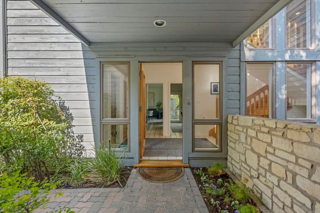 2629 Deerfoot TRL, Austin, TX 78704
