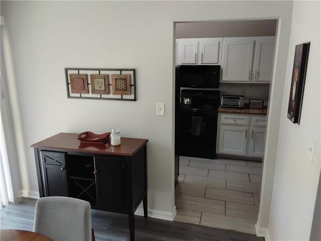 1819 ASHBOROUGH Circle SE F, Marietta, GA 30067