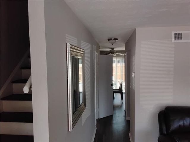 1819 ASHBOROUGH Circle SE F, Marietta, GA 30067