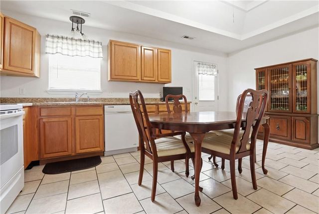 11889 Units 1 & 2 Wood oak Avenue, Richmond, MO 64085