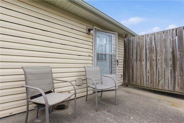 11889 Units 1 & 2 Wood oak Avenue, Richmond, MO 64085
