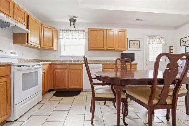11889 Units 1 & 2 Wood oak Avenue, Richmond, MO 64085