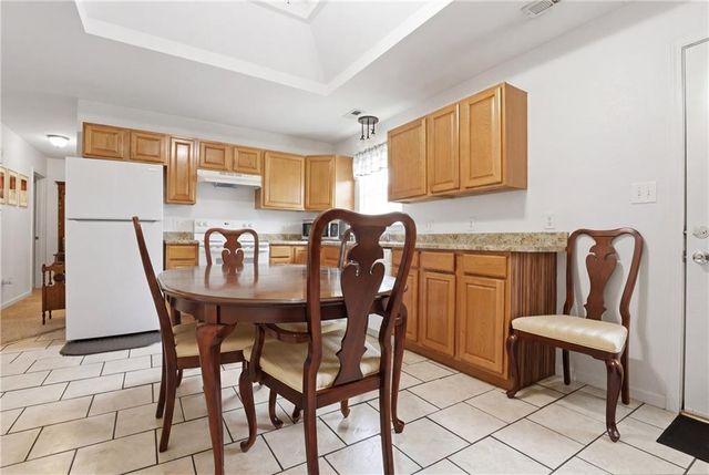 11889 Units 1 & 2 Wood oak Avenue, Richmond, MO 64085