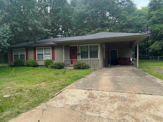 1504 North Dudney Street, Magnolia, AR 71753