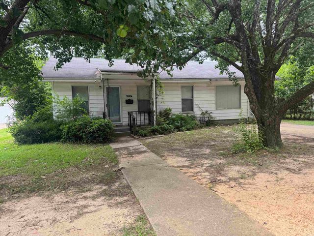 1504 North Dudney Street, Magnolia, AR 71753