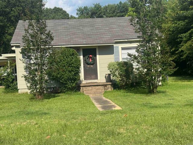 1504 North Dudney Street, Magnolia, AR 71753