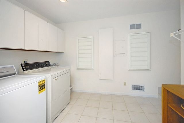 308 Musterfield Road, Concord, MA 01742