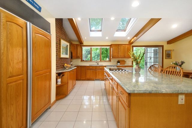 308 Musterfield Road, Concord, MA 01742