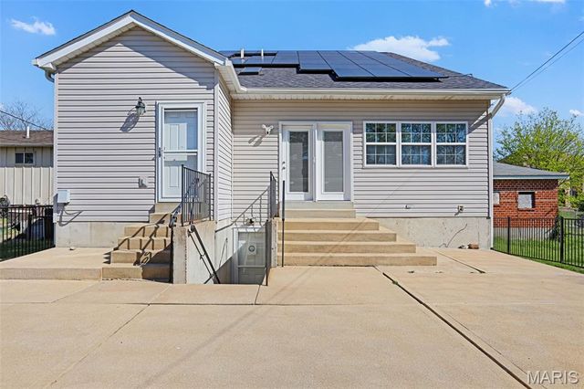 6145 Colorado Avenue, St Louis, MO 63111