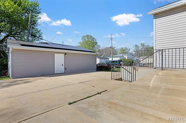 6145 Colorado Avenue, St Louis, MO 63111