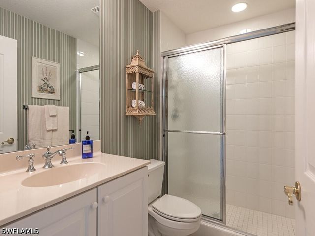 4415 Dover CT 504, Naples, FL 34105