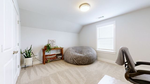 1736 Woodland Pointe Dr, Nashville, TN 37214