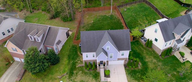 1736 Woodland Pointe Dr, Nashville, TN 37214