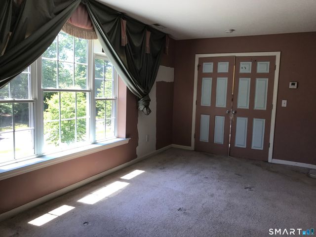 25 Meg Way, Windsor Locks, CT 06096