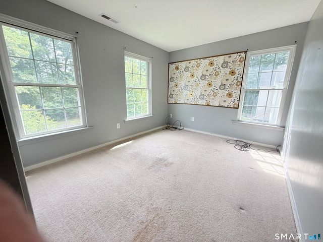25 Meg Way, Windsor Locks, CT 06096