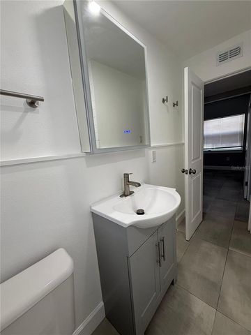 5212 OLD CHENEY HIGHWAY, Orlando, FL 32807