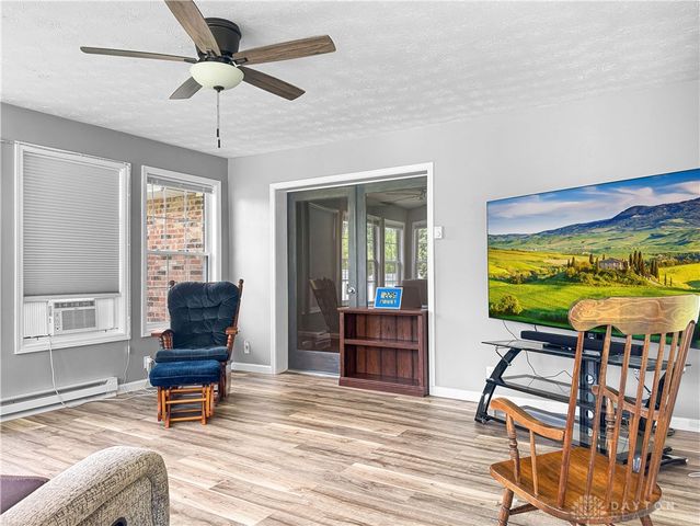 4049 Walnut Grove Circle, Urbana, OH 43078