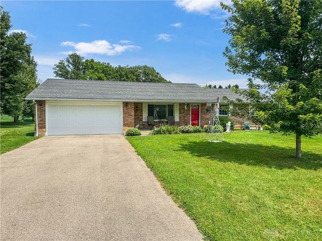 4049 Walnut Grove Circle, Urbana, OH 43078