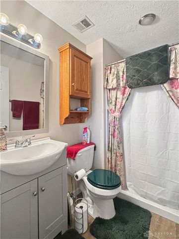 4049 Walnut Grove Circle, Urbana, OH 43078