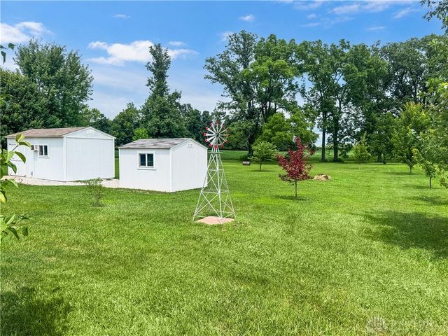 4049 Walnut Grove Circle, Urbana, OH 43078