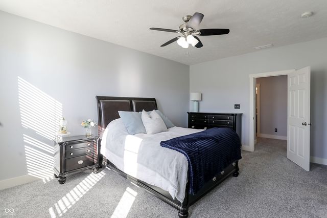 1295 Old Heritage Place, Greenwood, IN 46143